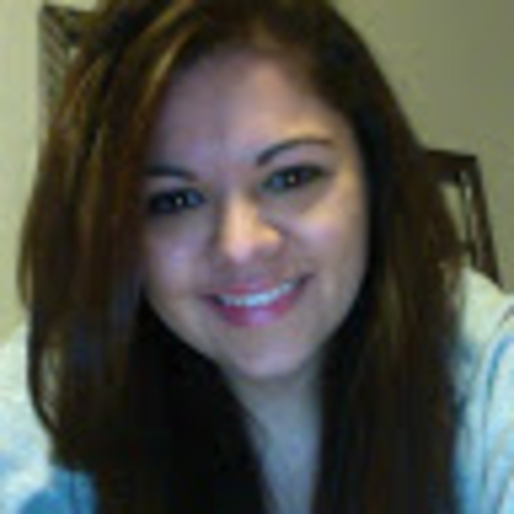 Meet your Posher, Raquel